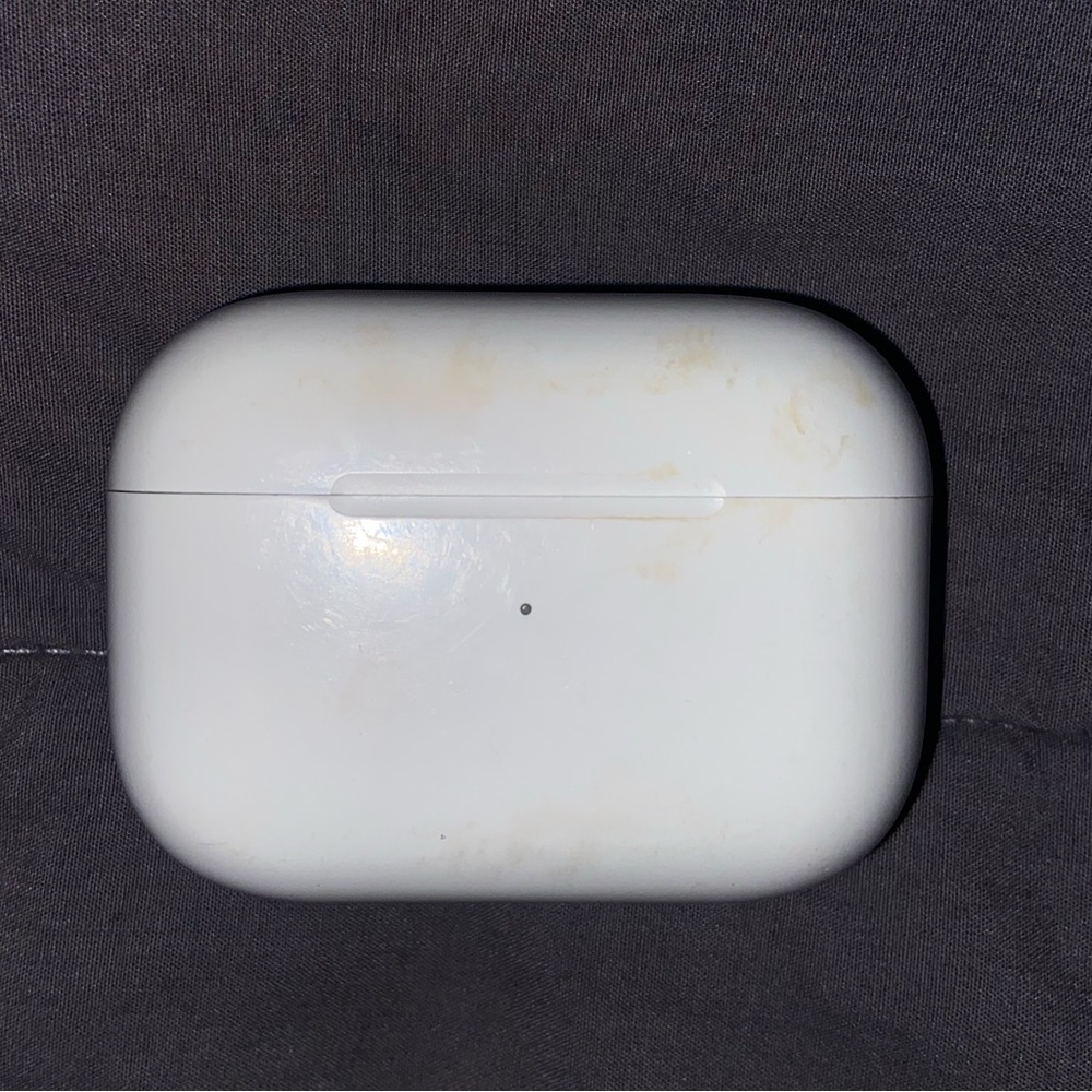 AirPod Pro Charging Case
